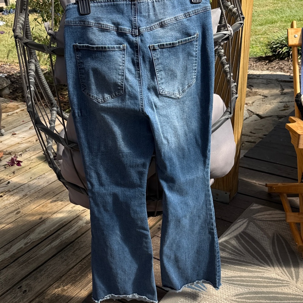 Tinseltown Blue Flare Jeans